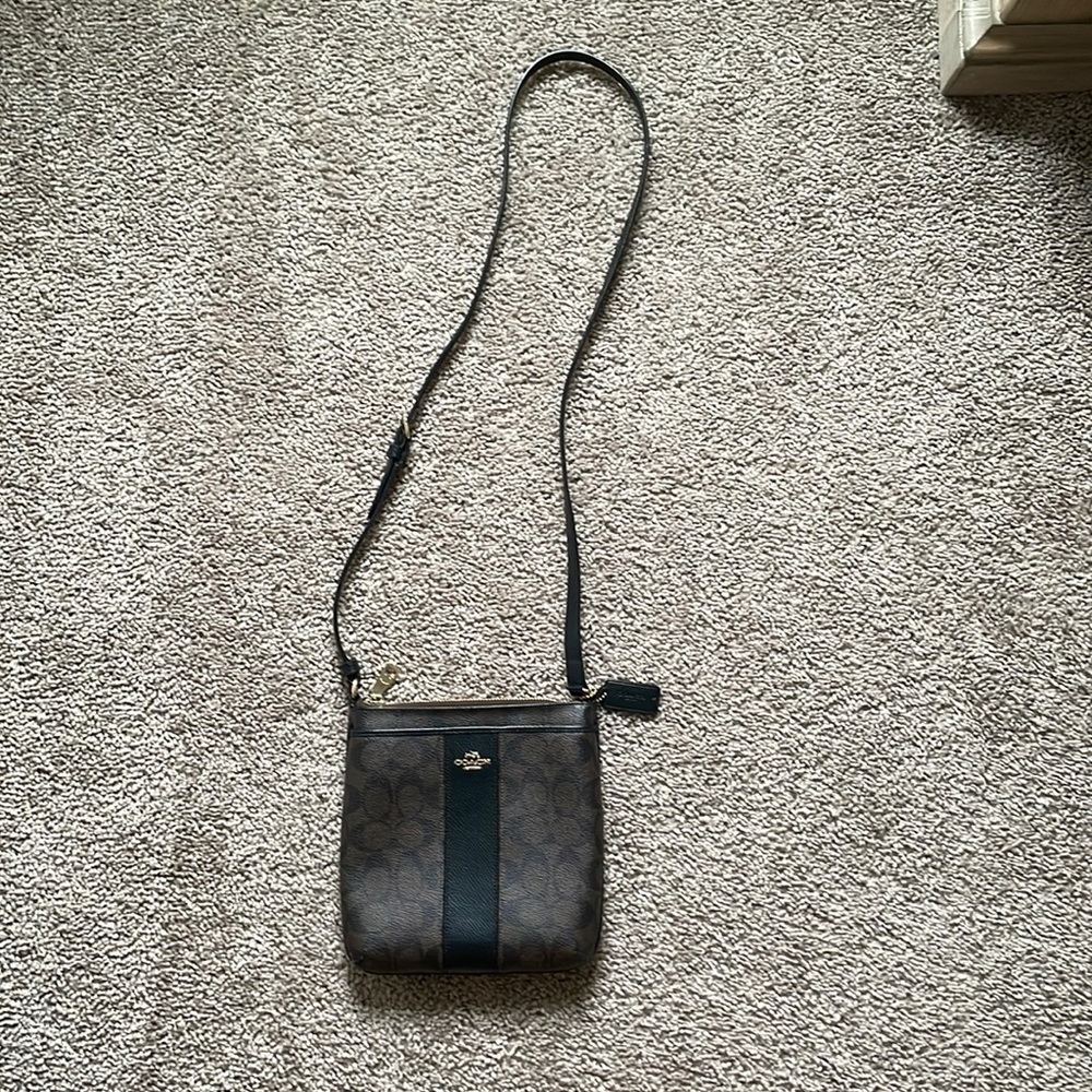 Coach cross body bag in great condition